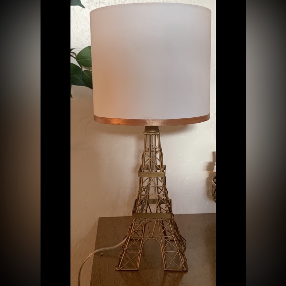 Gold Eiffel Tower Lamp Decor